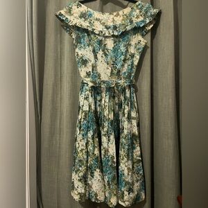 Vintage Lillian Russell 50s/60s Floral Summer Dress